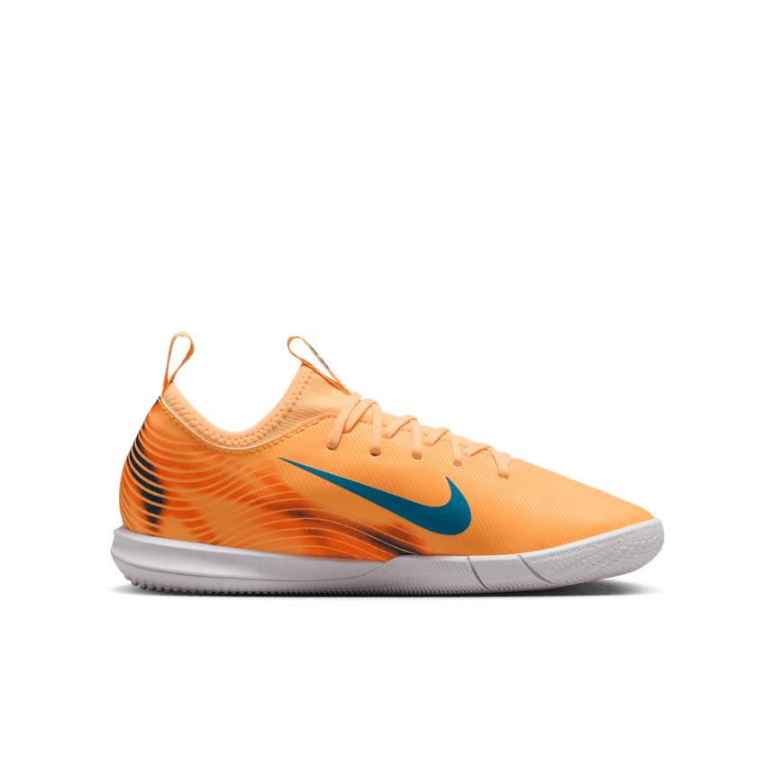 Youth Vapor 16 Academy " Kylian Mbappe" IC