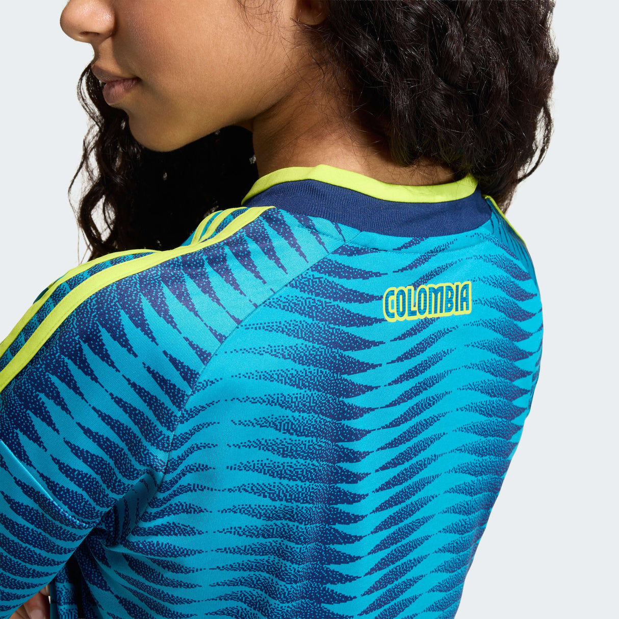 Youth Colombia 2026 Away Jersey