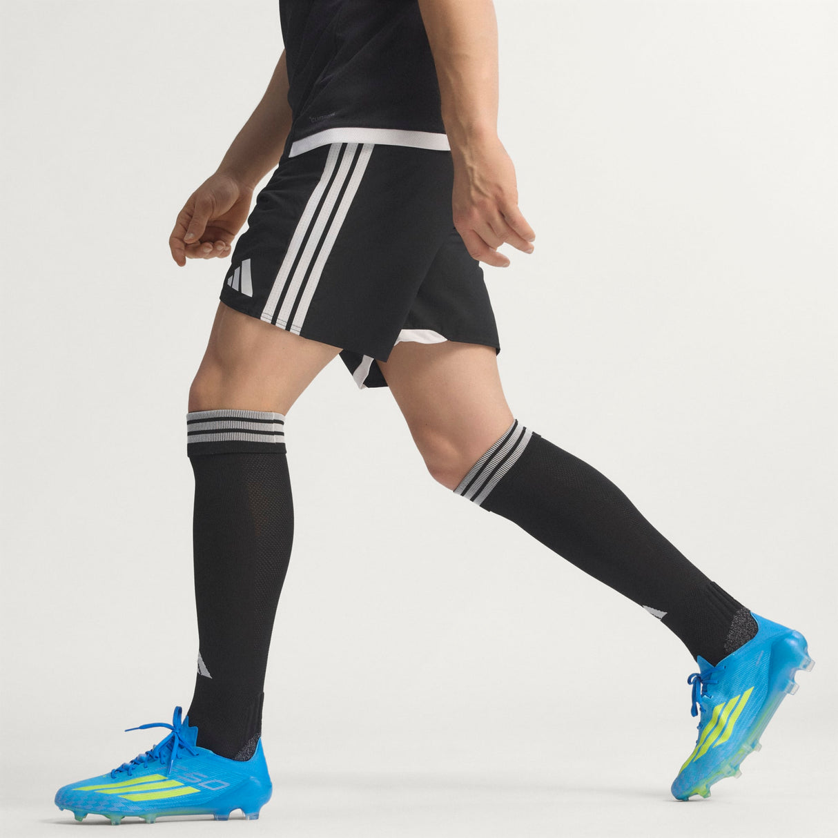 F50 Elite FG