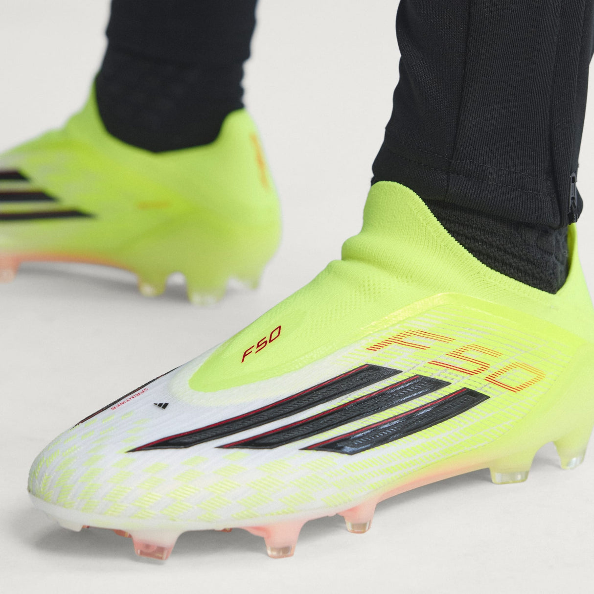 F50 Elite Laceless FG