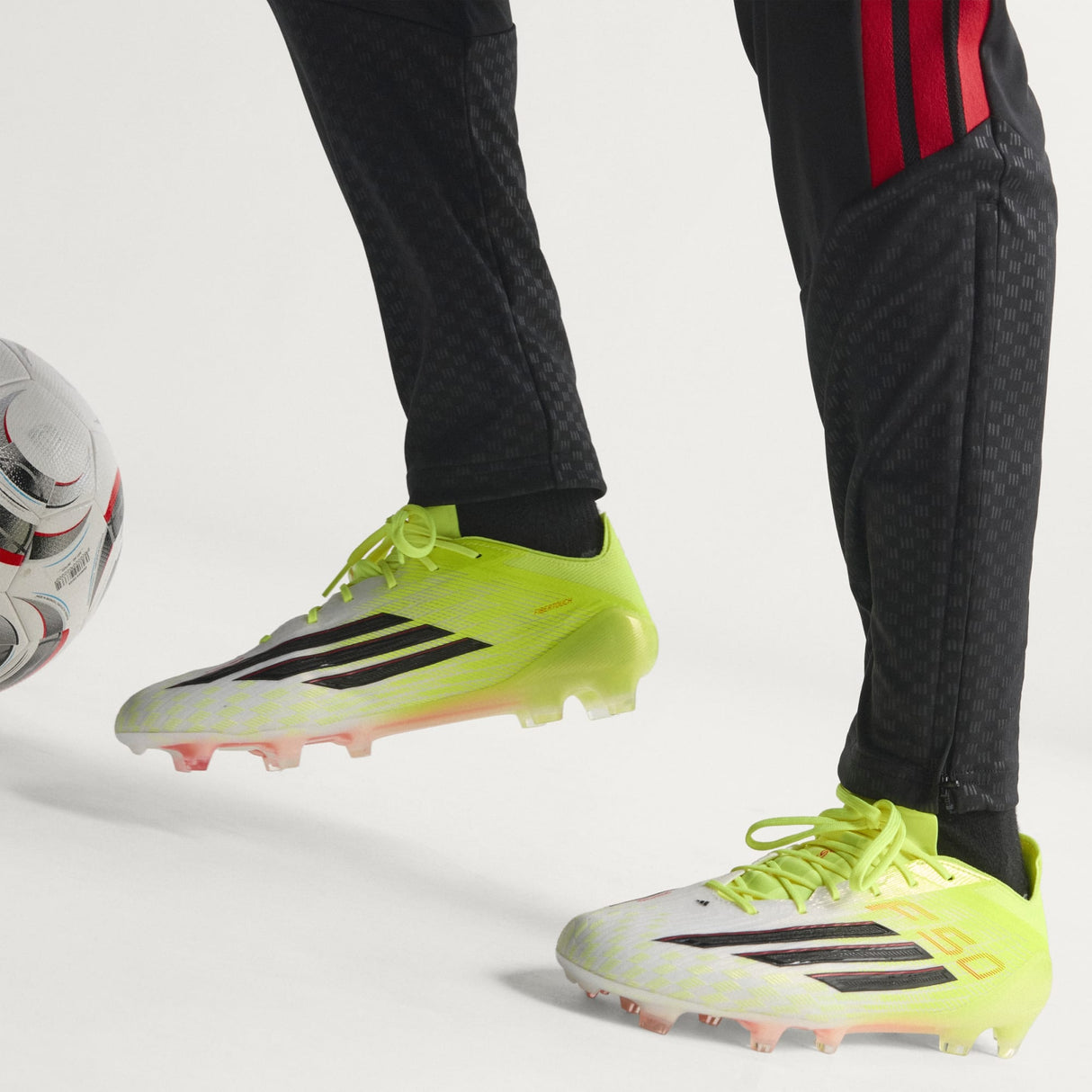 F50 Elite FG