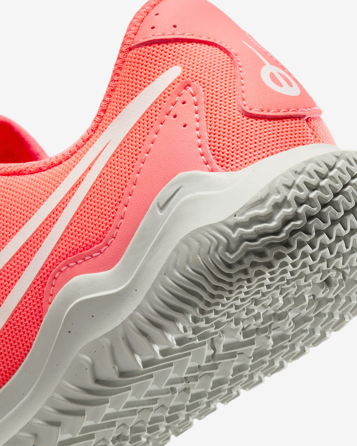 Junior Tiempo Legend 10 Academy IC