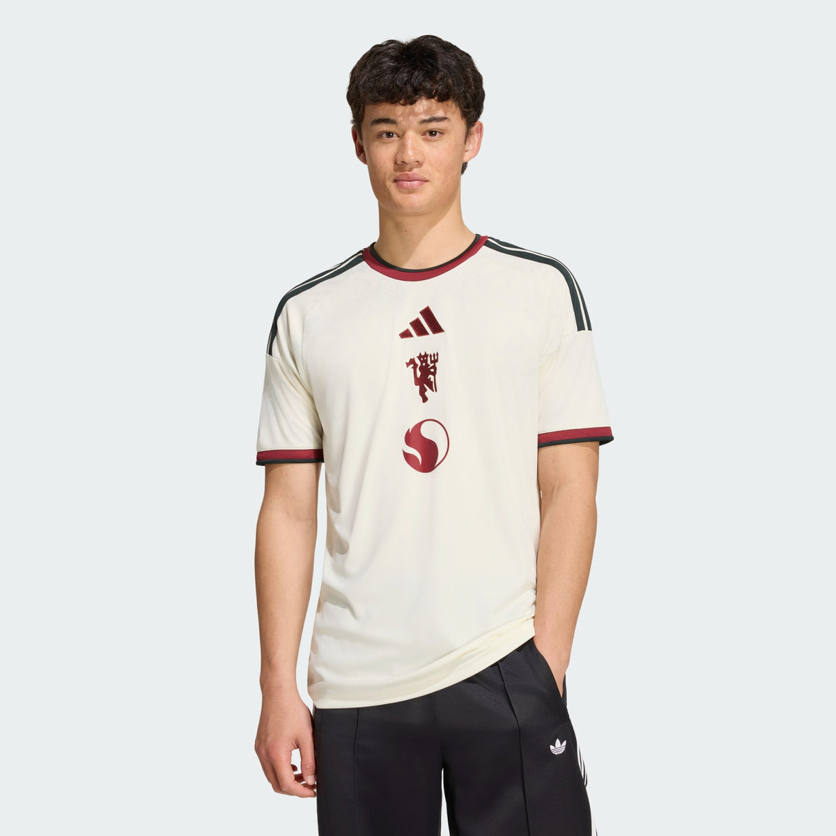 Manchester United 2026/27 Third
