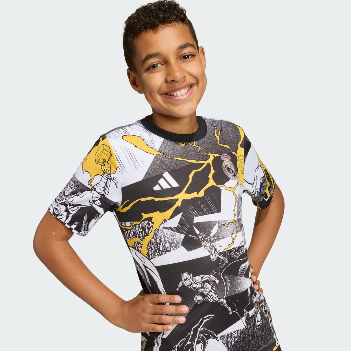 Youth Real Madrid Avengers 25/26 Pre-Match Shirt