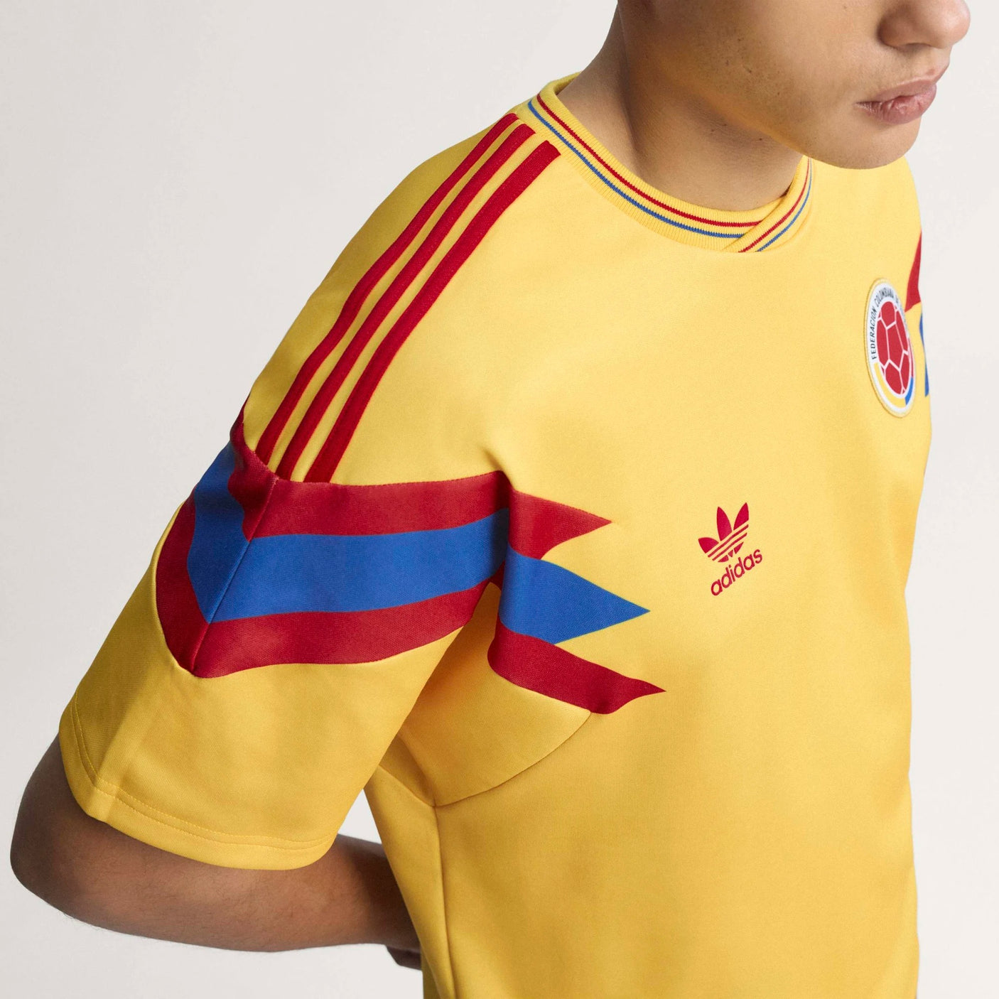 Colombia 1990 Away Jersey
