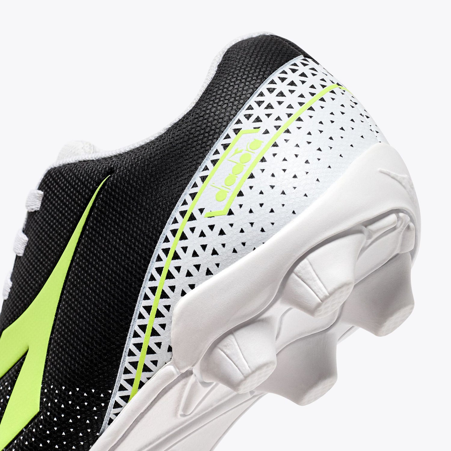 Junior Pichichi 6 MD/FG [Black/Volt/White]