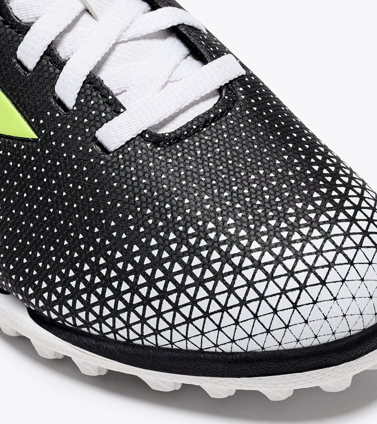 Junior Pichichi 6 TF [Black/Volt/White]