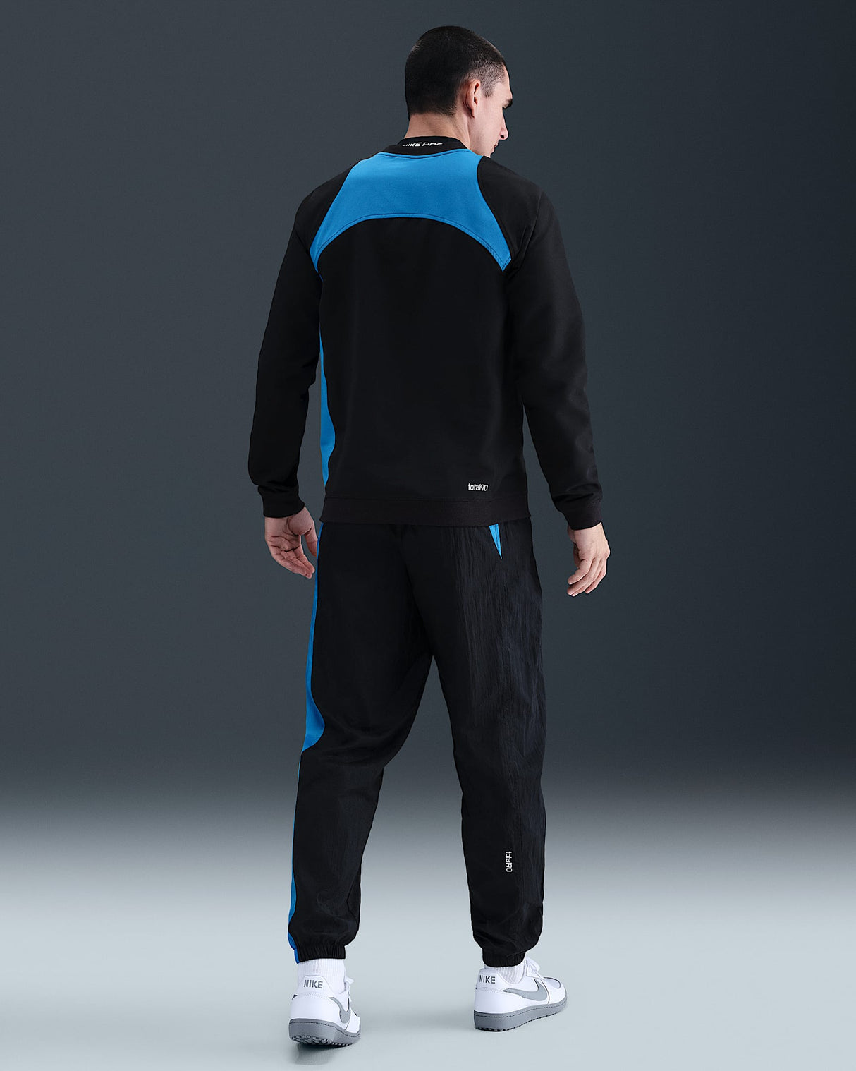 Atlético Madrid Total 90 Soccer Crew-Neck Top