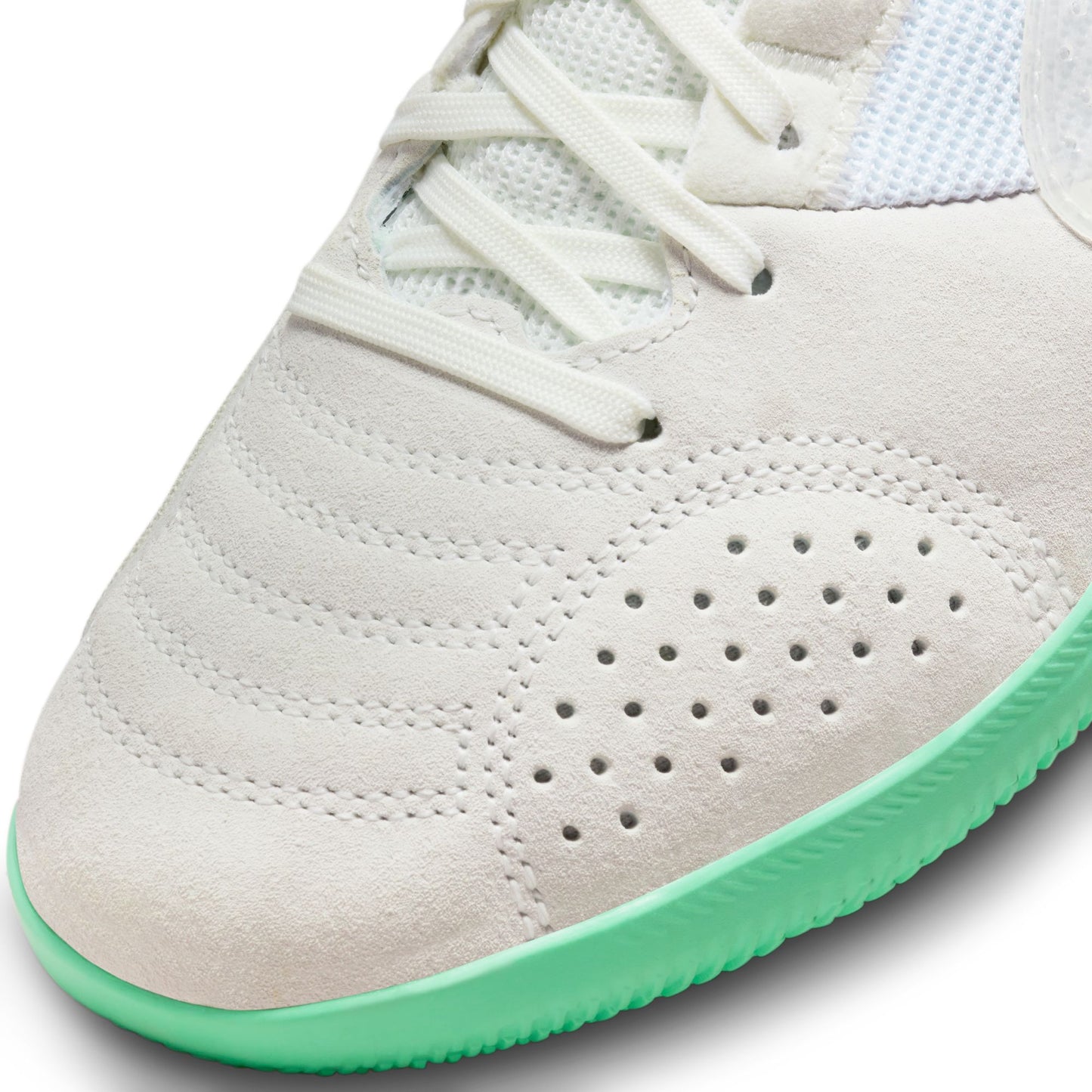 Junior Nike Streetgato IC [Summit White/Green Glow]