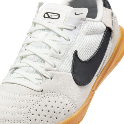 Junior Nike Streetgato IC [Summit White/Night Forest]