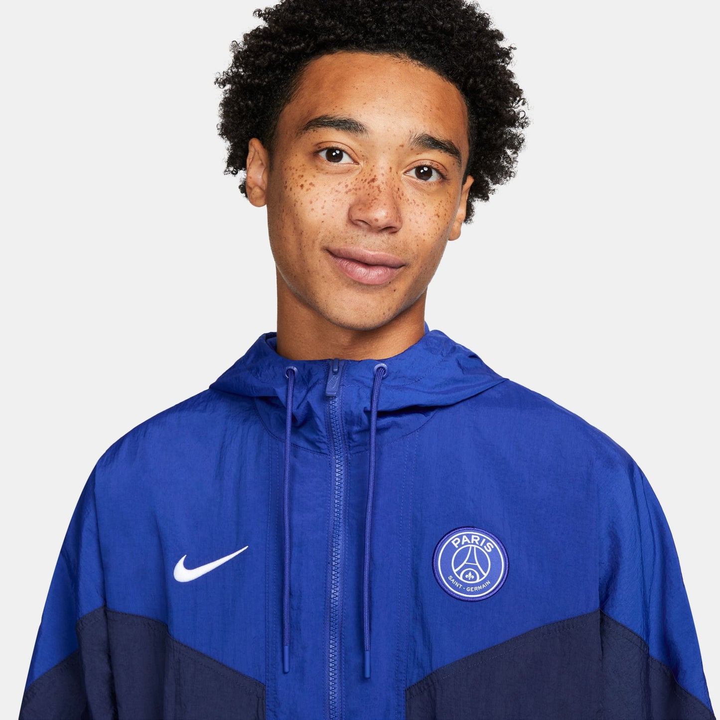 Paris Saint-Germain 2022/23 Strike Woven Jacket