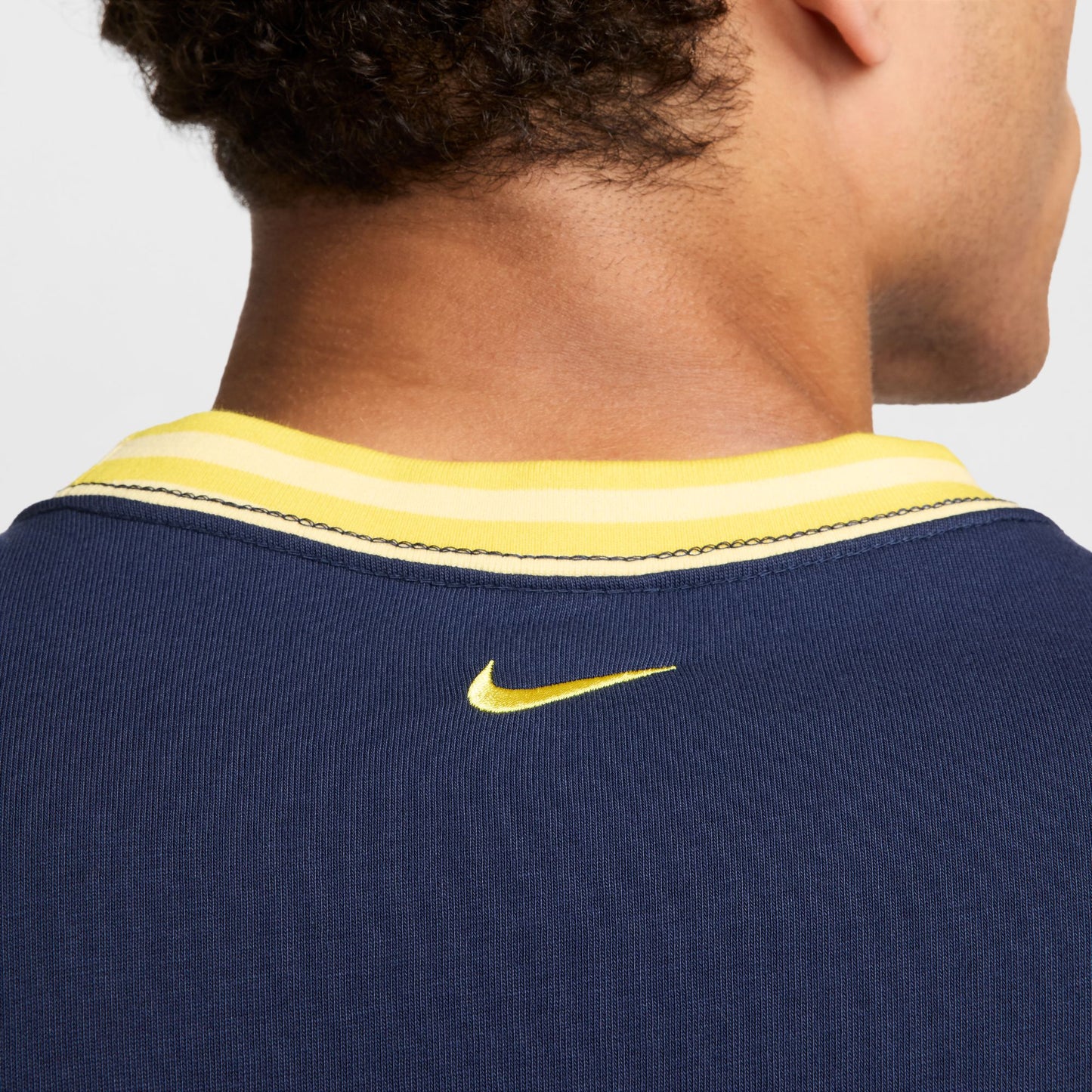 Nike PSG Premium Essential Tee [Navy Blue/Yellow]