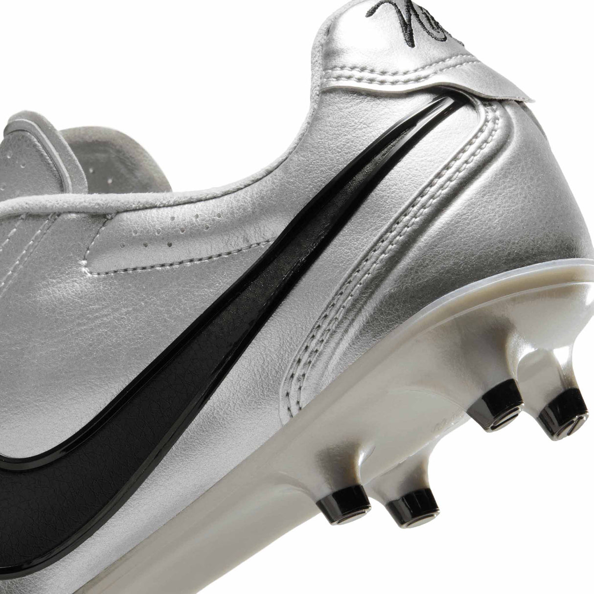 Tiempo Ligera Pro FG [Metallic Silver/Black]