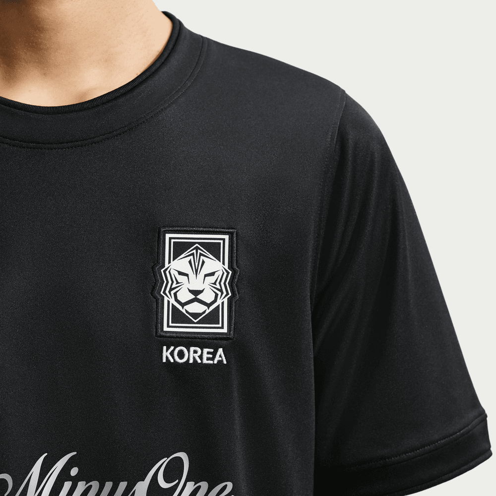 South Korea x PEACEMINUSONE Academy Pro Top