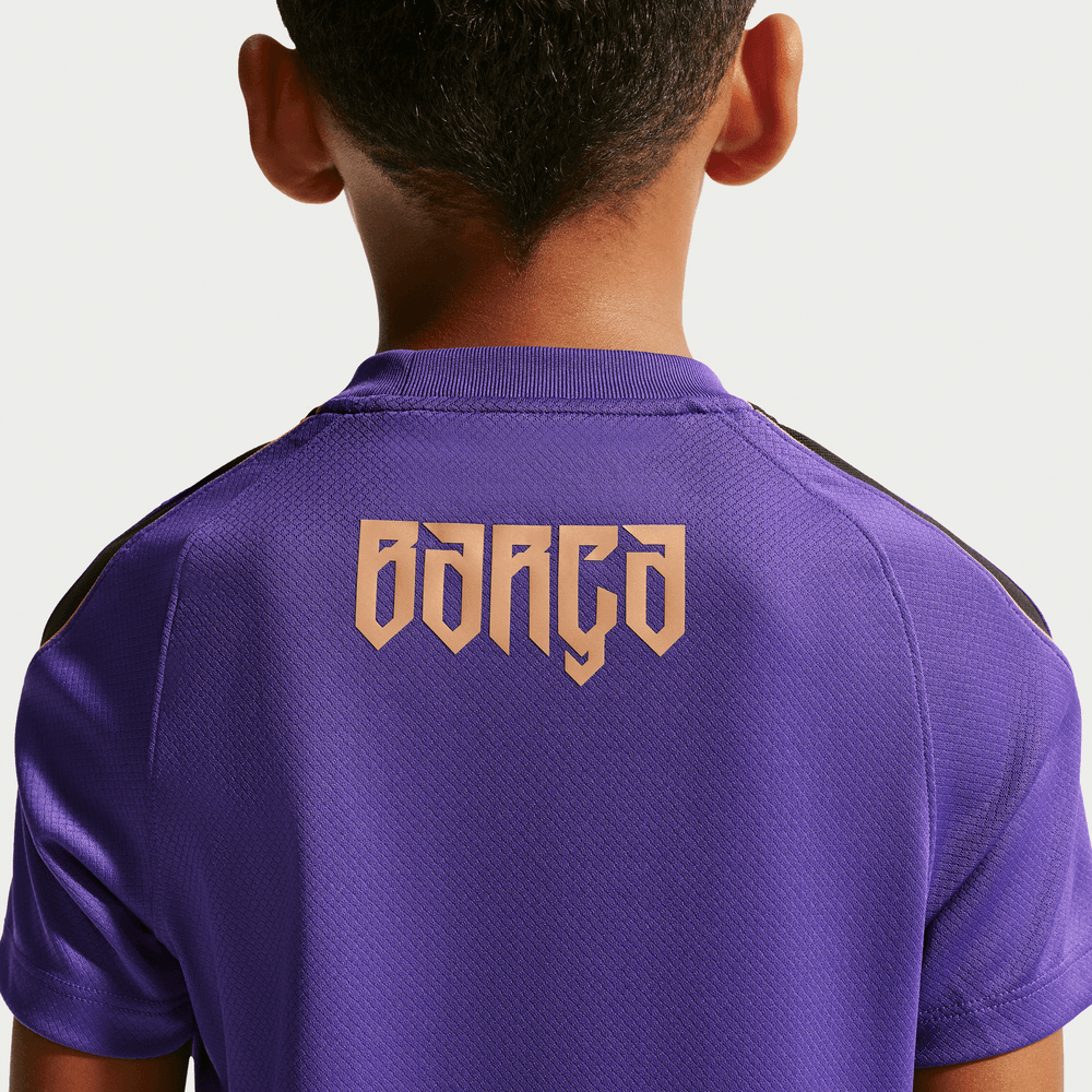 Youth FC Barcelona Strike Top