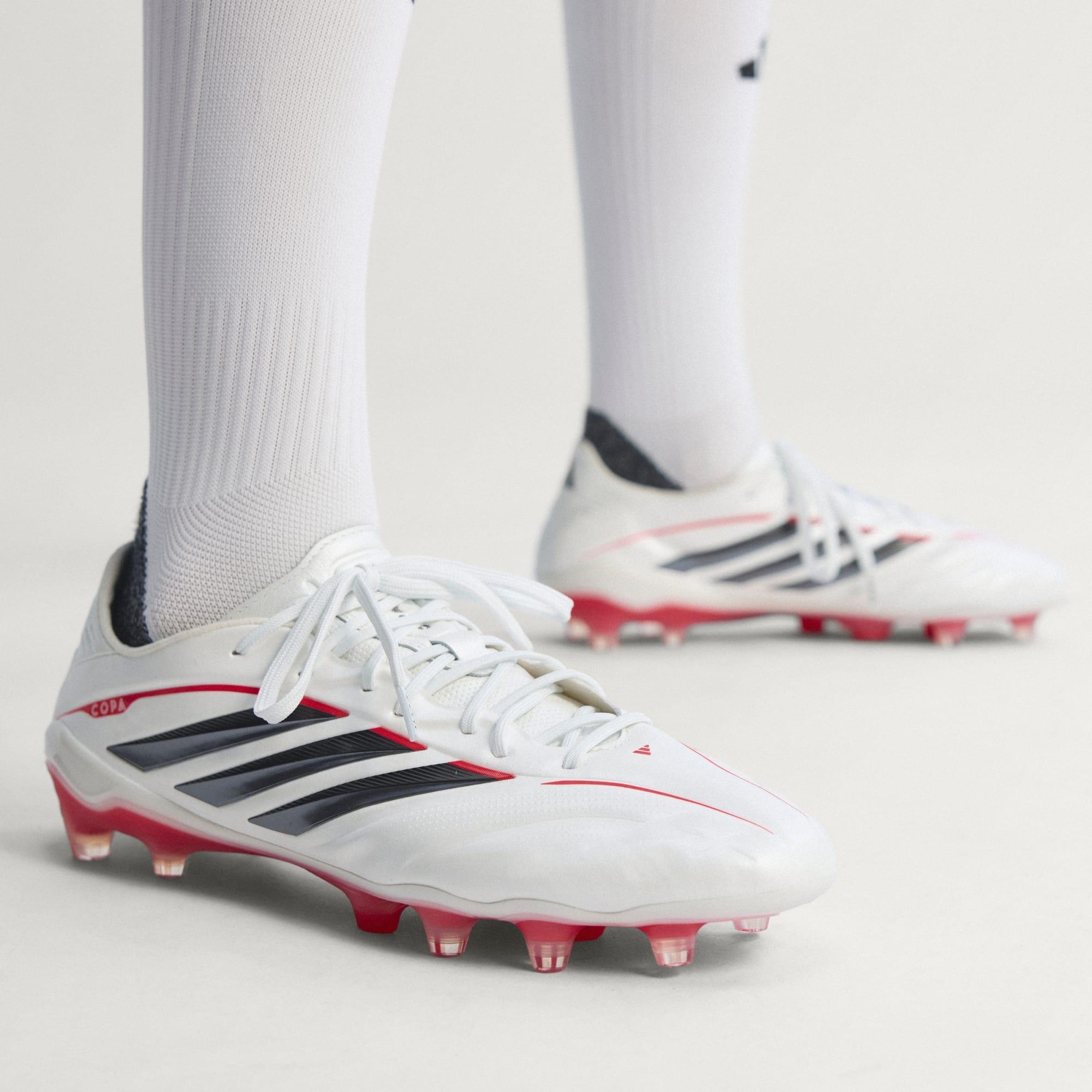 Copa Pure 4 Elite FG [Zero Metalic/Core Black/Lucid Red] – Tursi