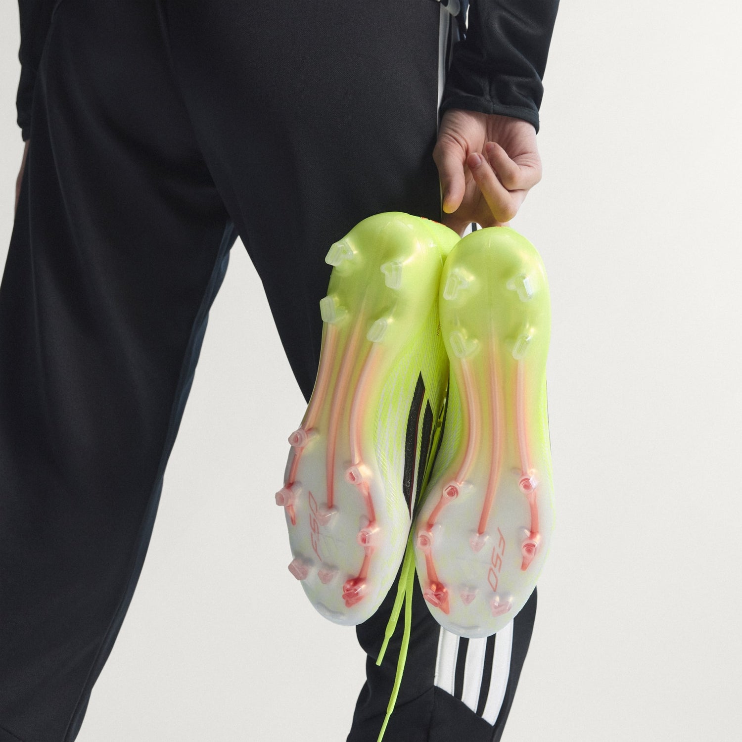 F50 Elite FG [Team Solar Yellow/Black]