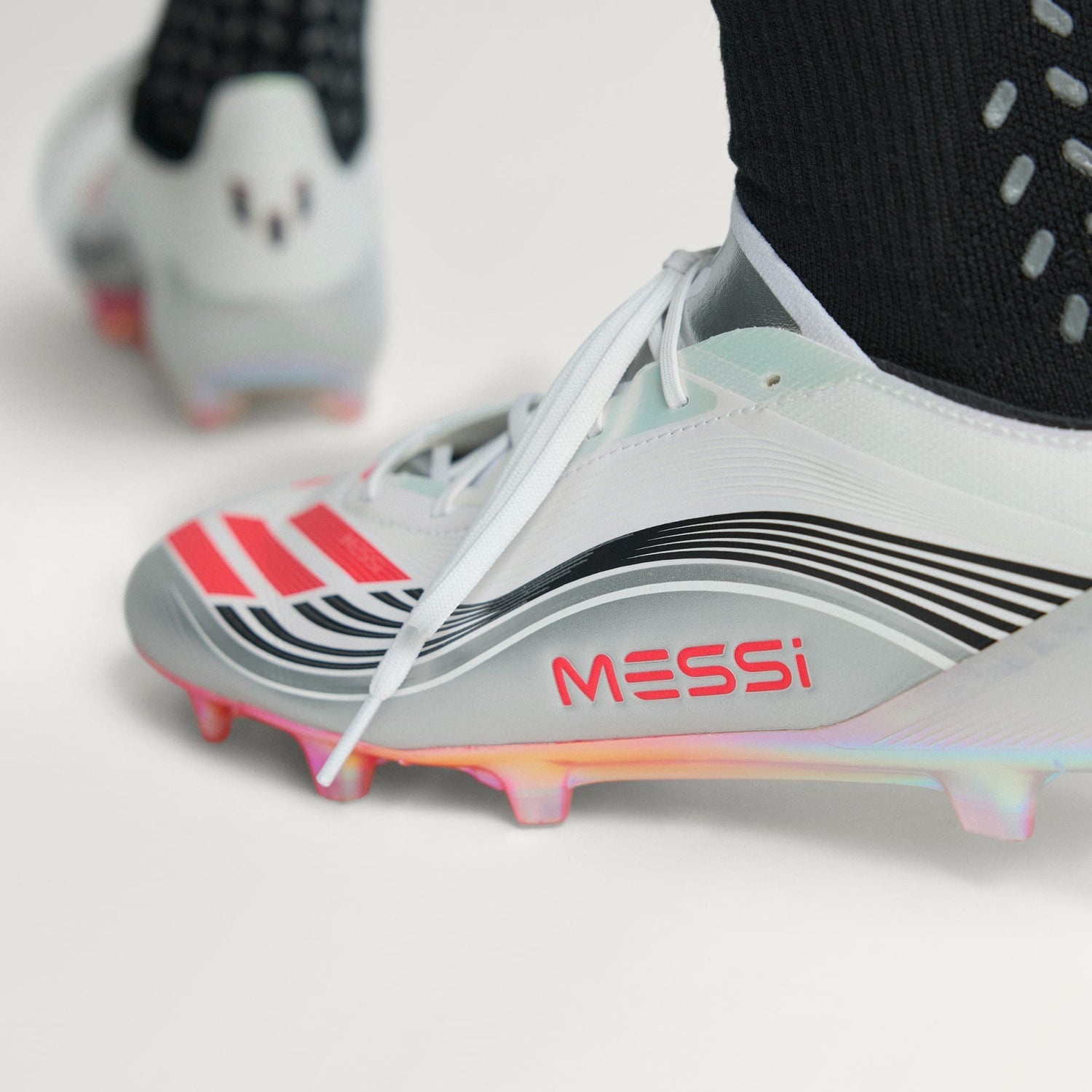 F50 Elite Messi FG [Ftwr White/Lucid Red/Silver Metallic]
