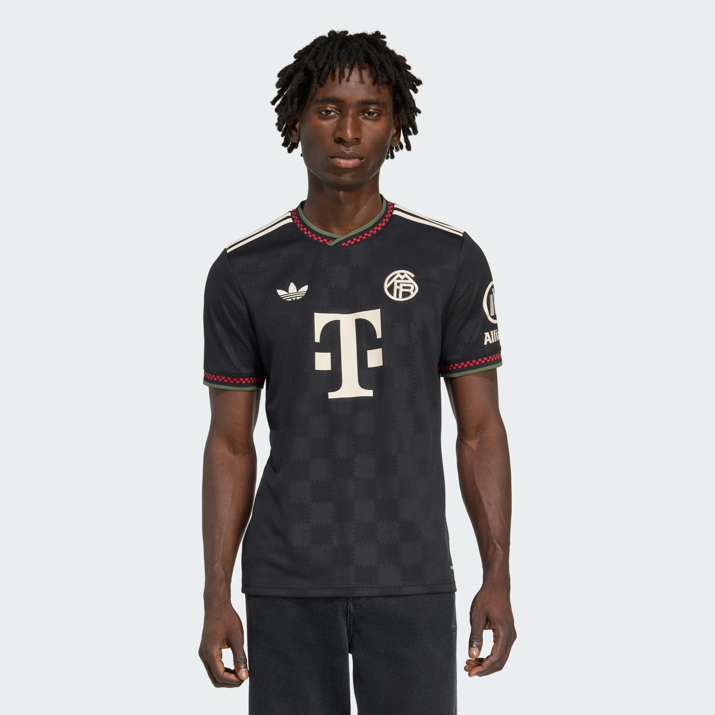 FC Bayern Munich 3rd Kit 2025/26