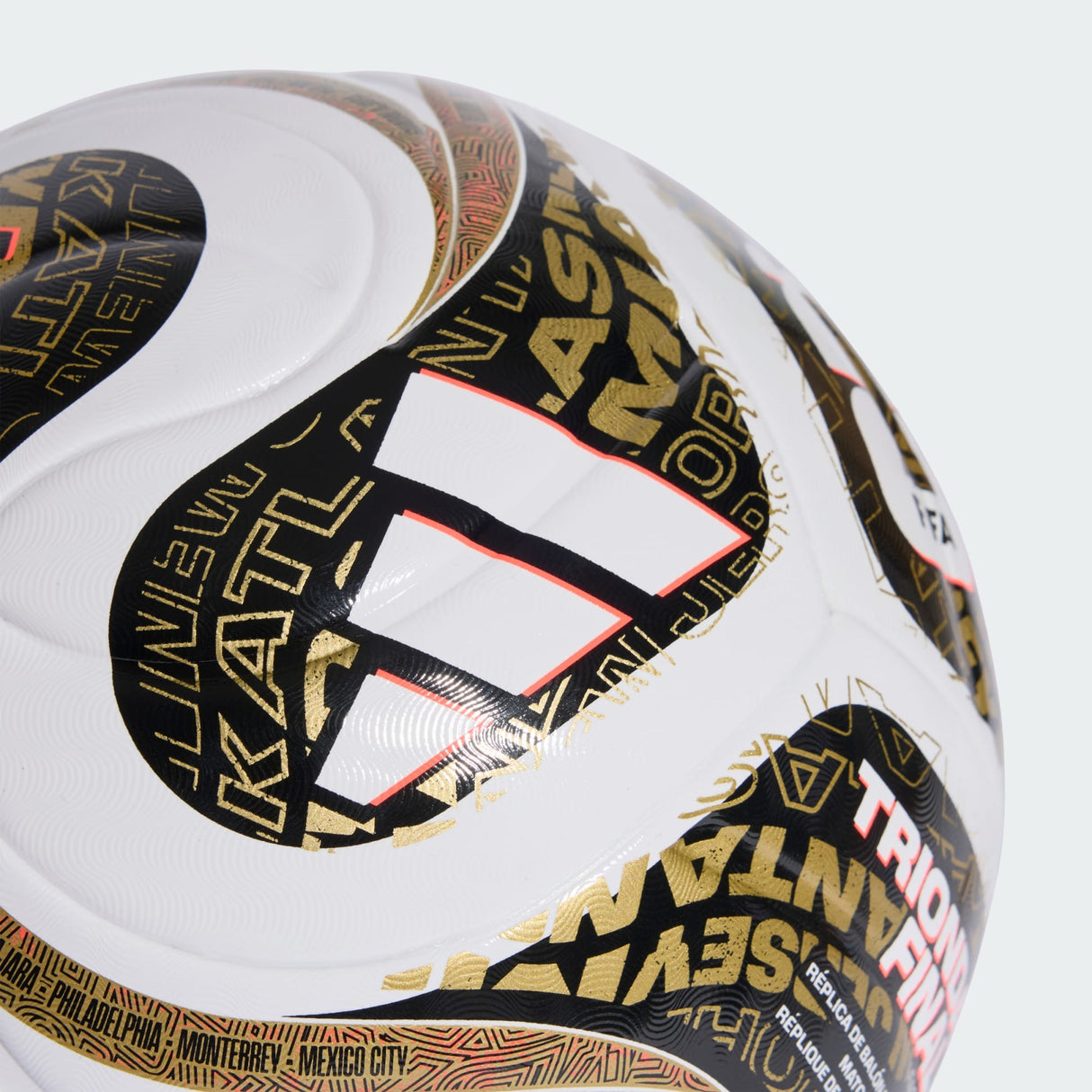 Trionda Final League Ball