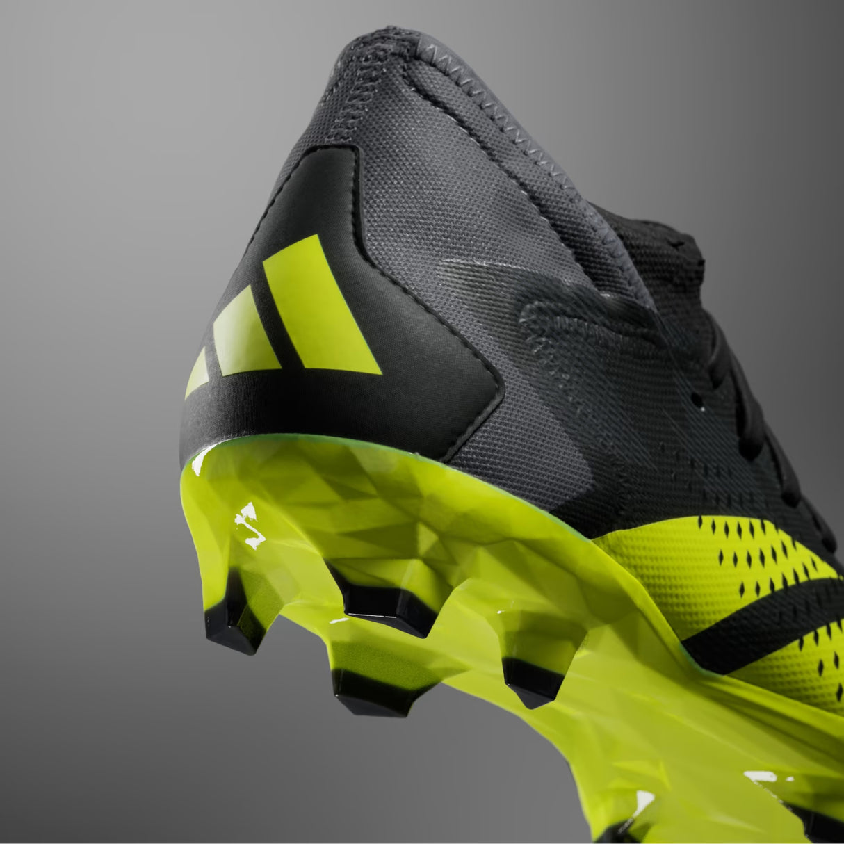 Predator Accuracy Injection.3 FG [Core Black/Solar Yellow]