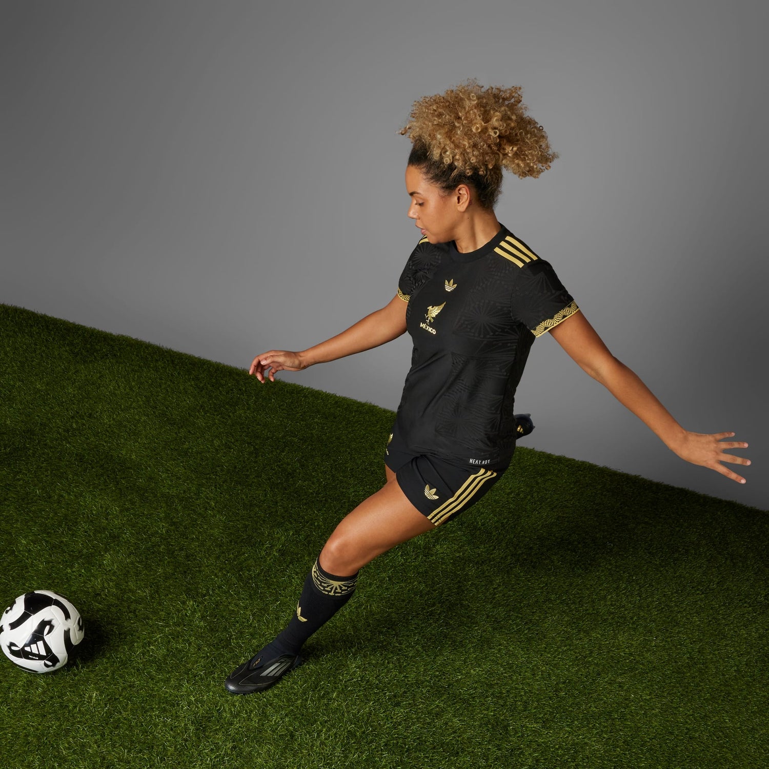 Women's Mexico Gold Cup Jersey