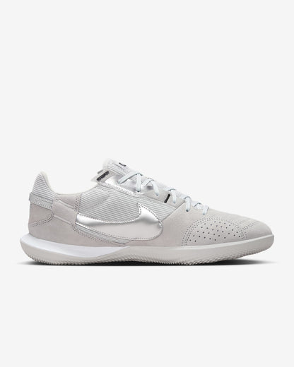 Nike Streetgato IC [Light Smoke Grey/Metallic Silver]