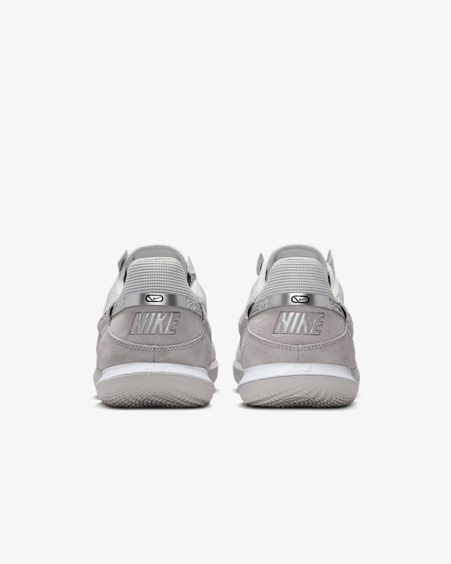 Nike Streetgato IC [Light Smoke Grey/Metallic Silver]