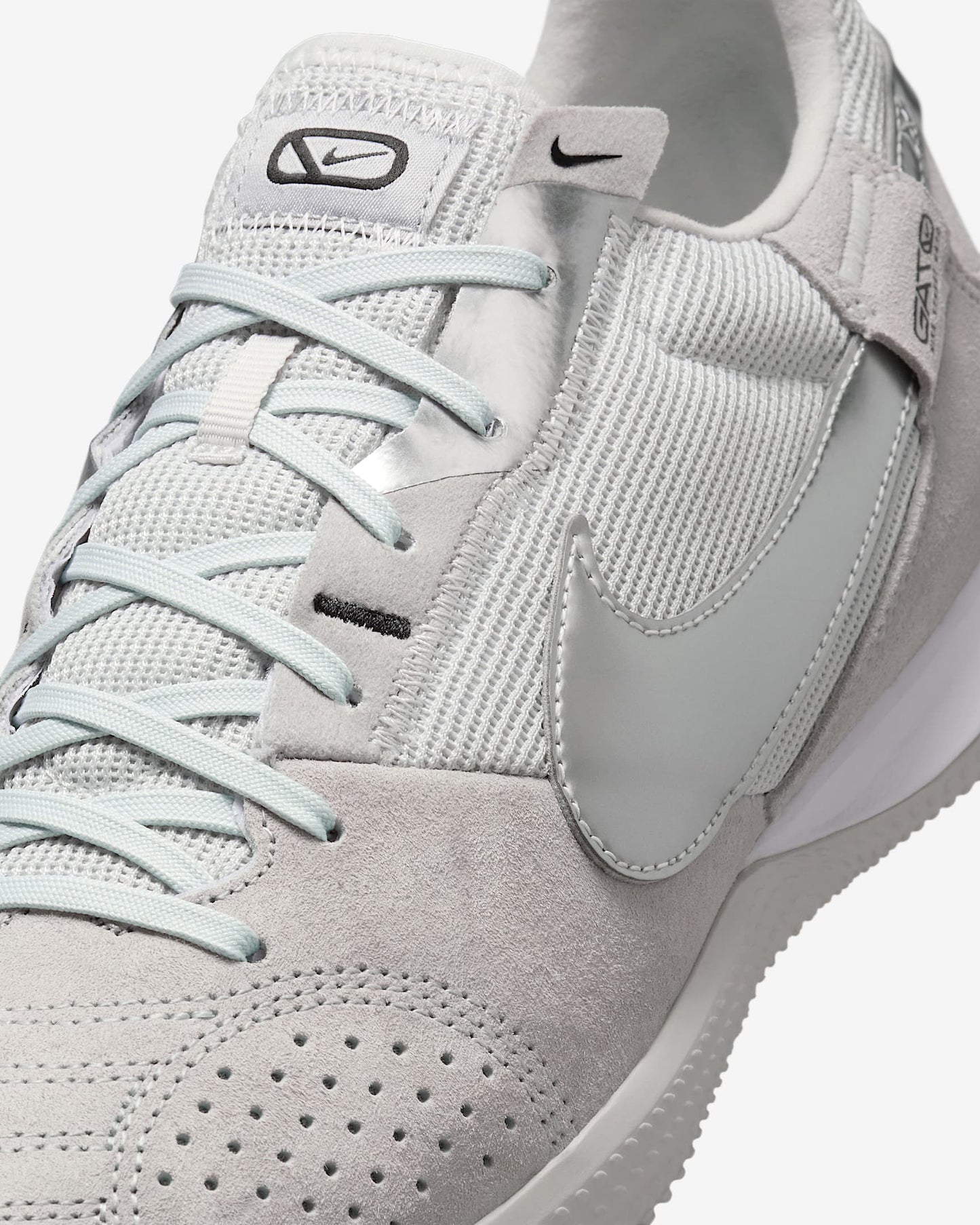 Nike Streetgato IC [Light Smoke Grey/Metallic Silver]