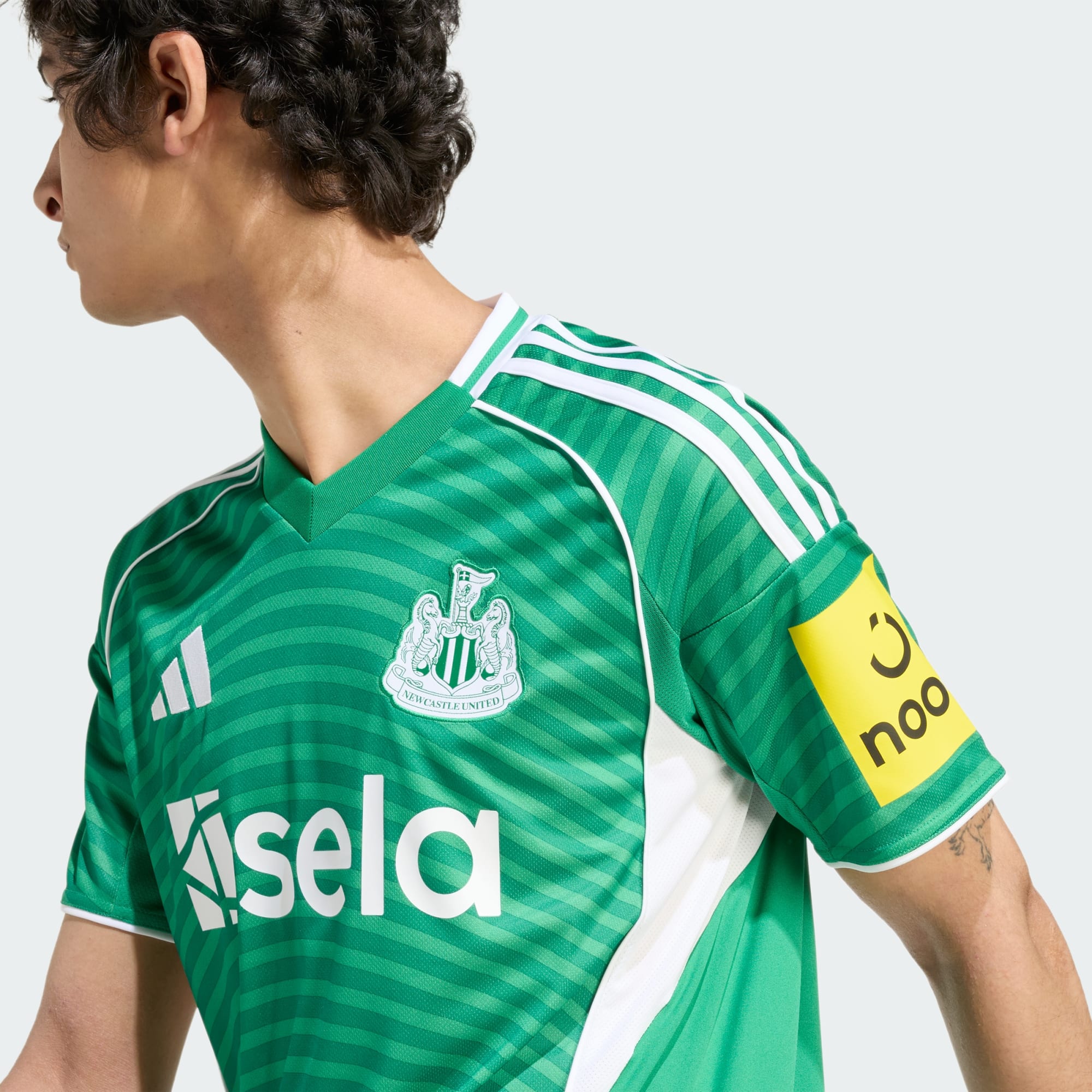 Newcastle United 2025/26 Away Jersey