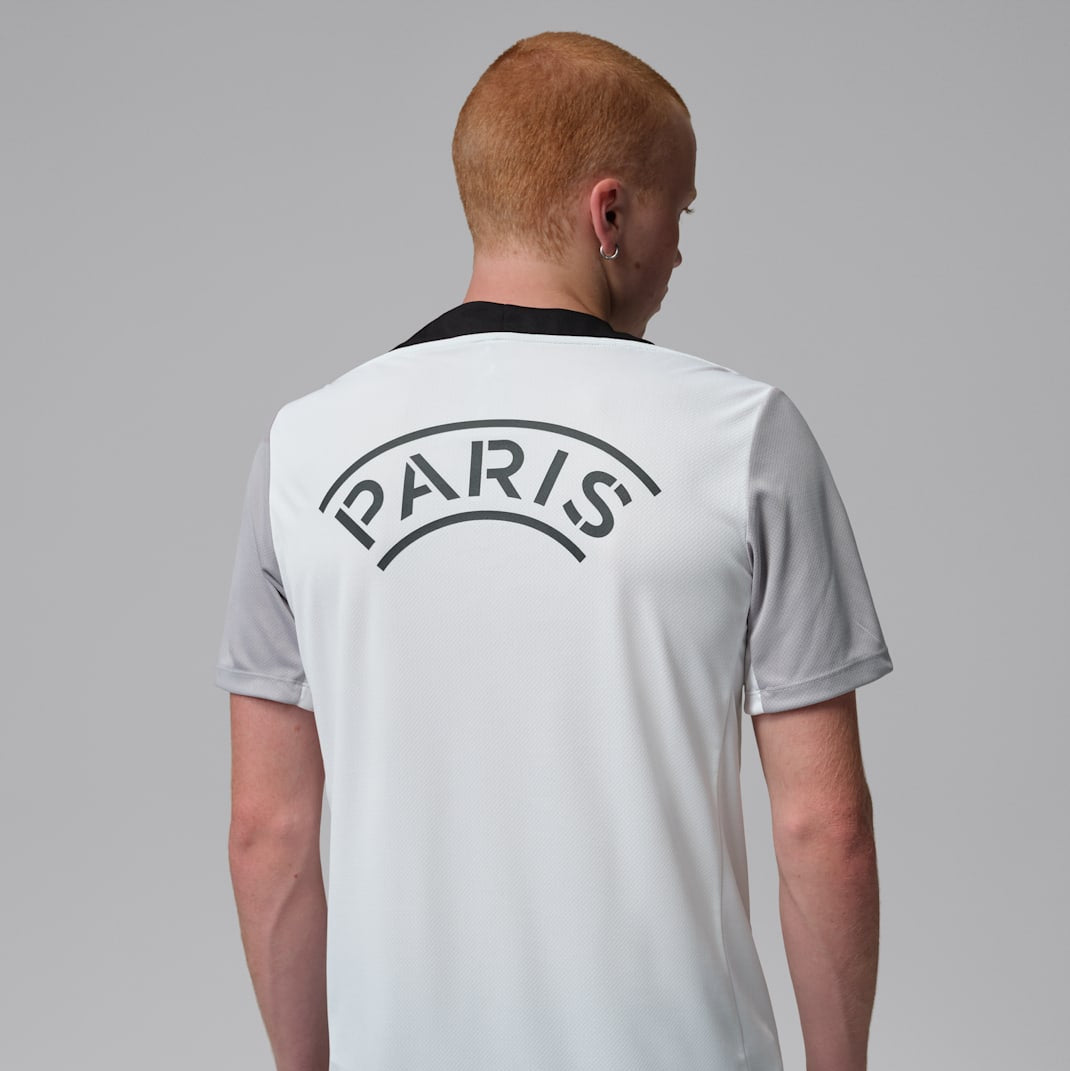 Paris Saint-Germain Strike Night Edition Top
