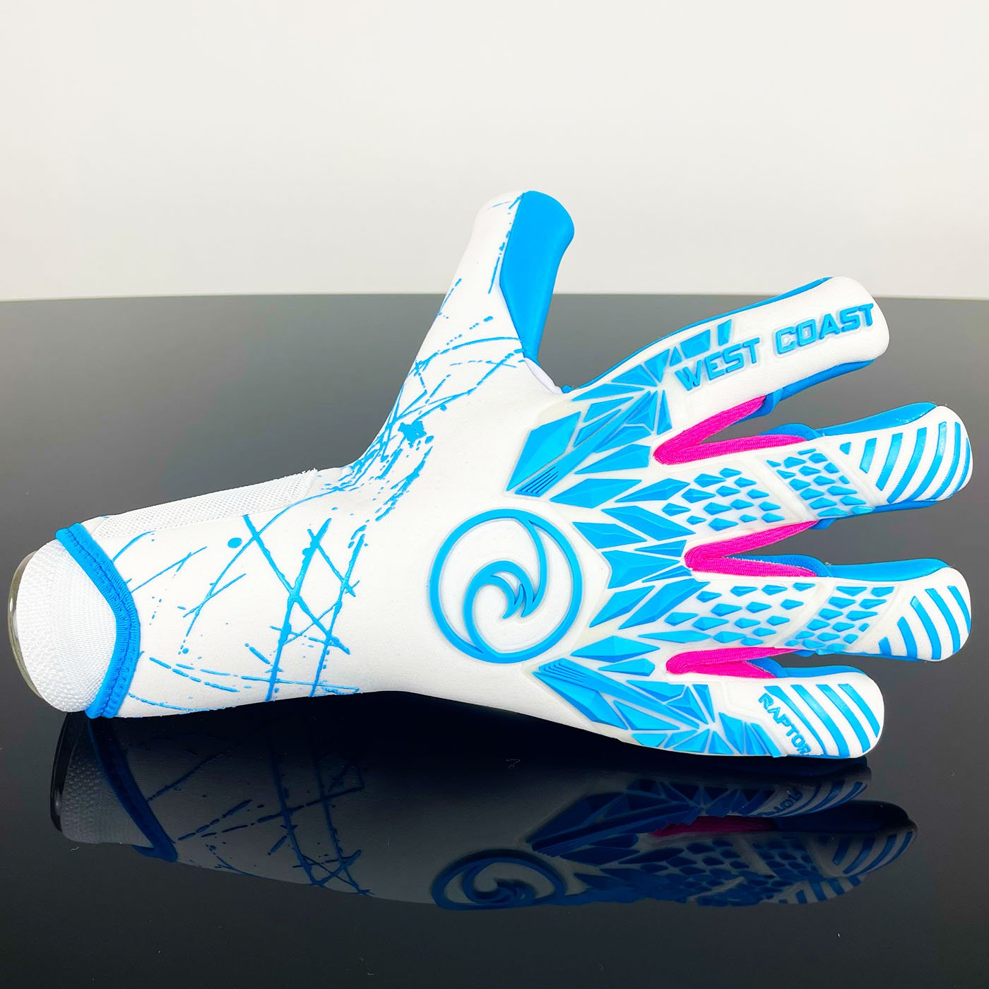 Raptor Typhoon [White/Cyan/Pink]