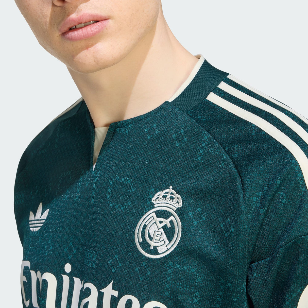 Real Madrid 2026/27 LS Away