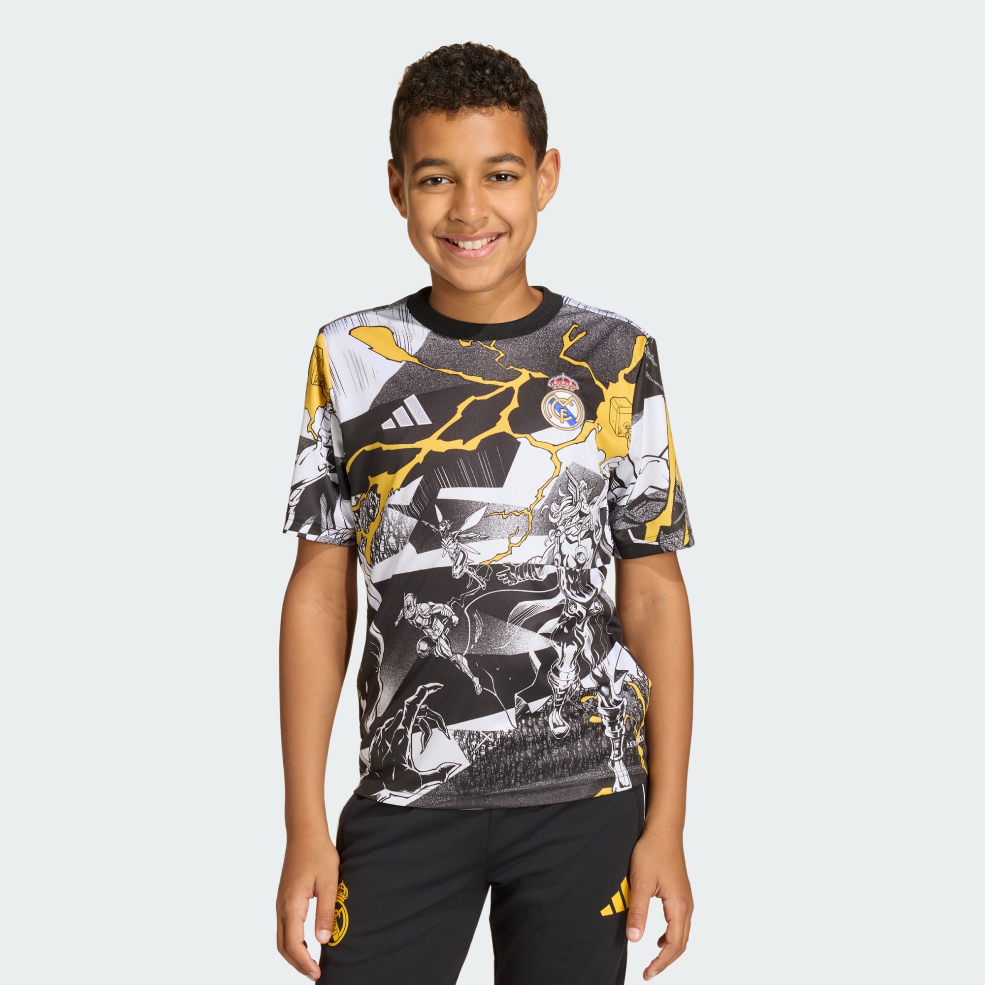 Youth Real Madrid Avengers 25/26 Pre-Match Shirt