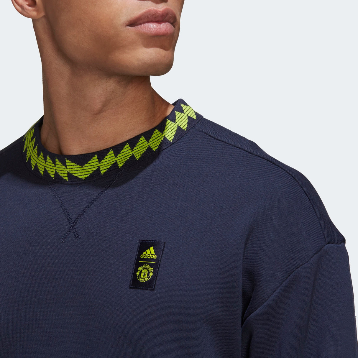 Manchester United Lifestyler Crew Sweatshirt